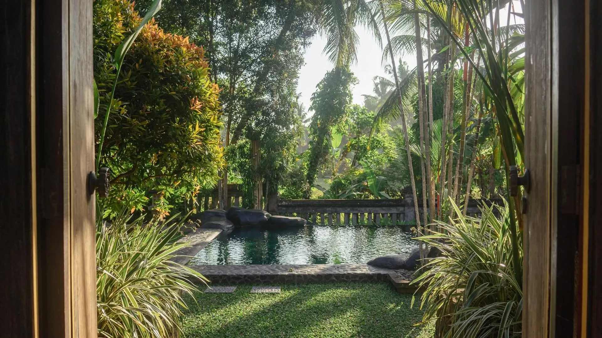 Runa House Of Design Ubud  Bed & Breakfast