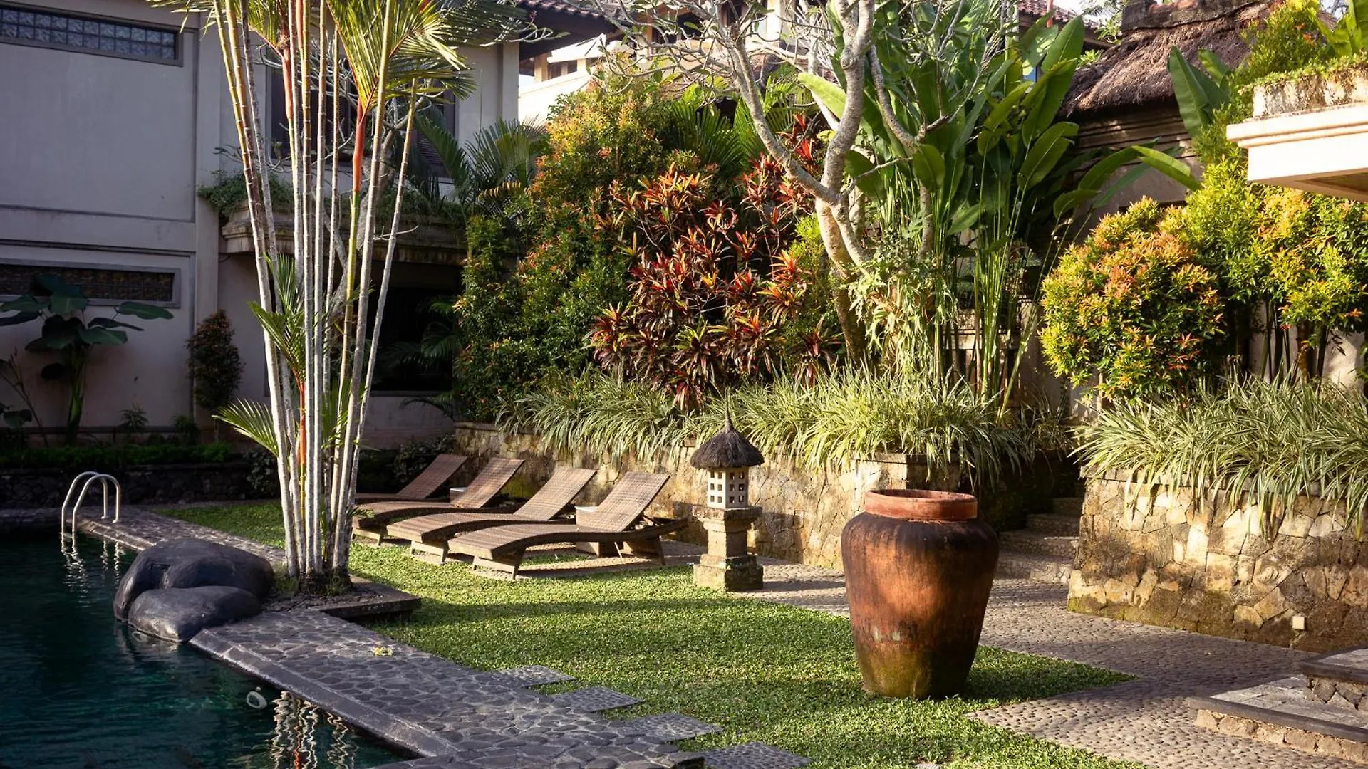 Runa House Of Design Ubud  Bed & Breakfast